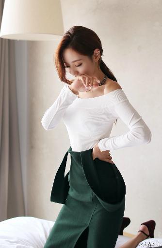 惊爆！30岁人妻竟成FRXXEEXXEE护士，背后真相究竟如何？